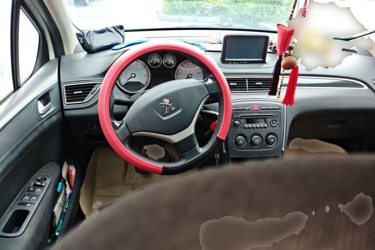 Used Peugeot 308 2013 1.6L Manual YouShang Model Steering Wheel