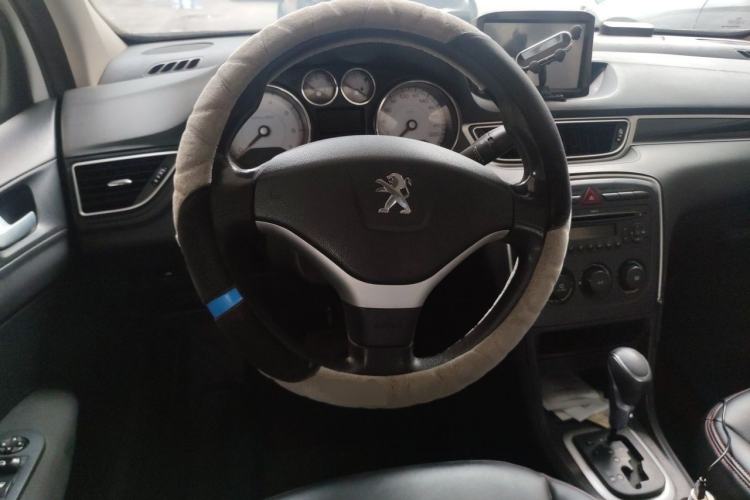 Used Peugeot 308 2013 1.6L Automatic YouShang Model Steering Wheel