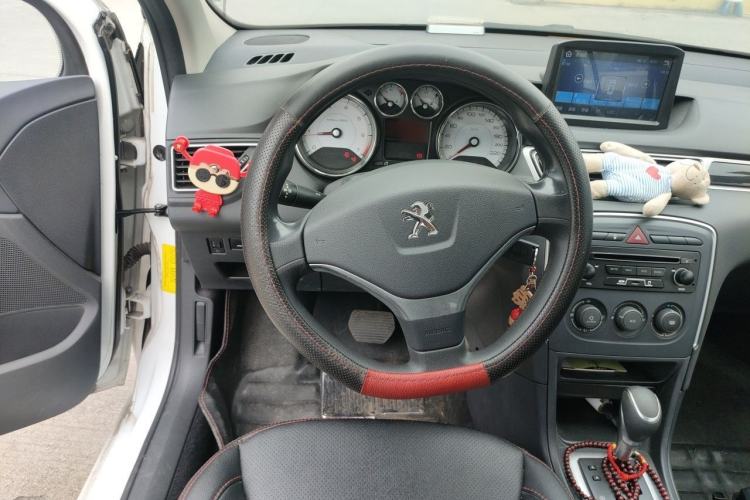 Used Peugeot 308 2013 1.6L Automatic Fashion Model Steering Wheel
