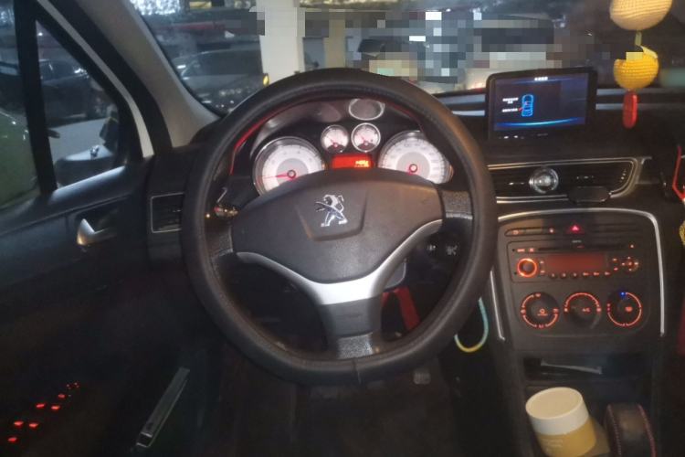 Used Peugeot 308 2013 1.6L Manual YouShang Model Steering Wheel