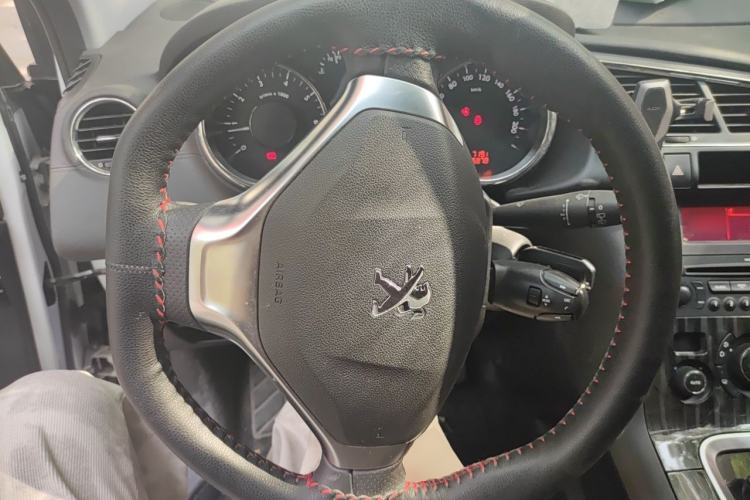 Used Peugeot 308 2013 2.0L Automatic Luxury Model Steering Wheel