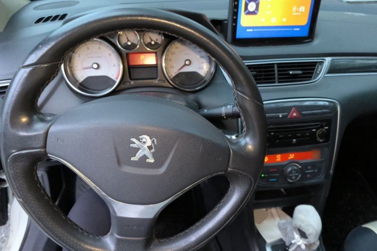 Used Peugeot 308 2013 1.6L Automatic Fashion Model Steering Wheel