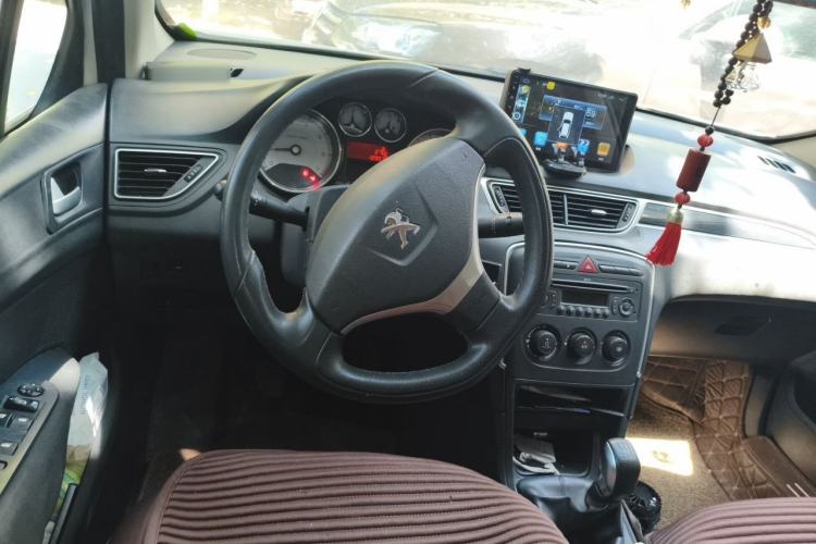 Used Peugeot 308 2013 1.6L Manual YouShang Model Steering Wheel