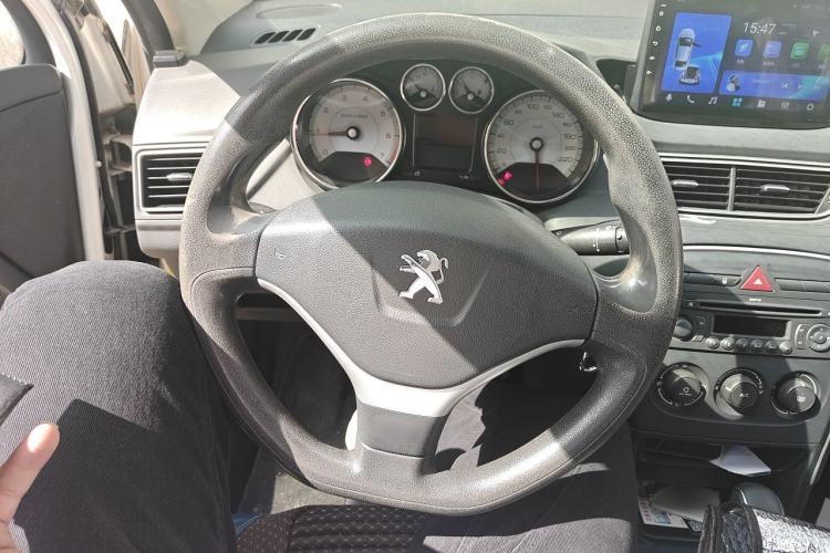 Used Peugeot 308 2013 1.6L Automatic YouShang Model Steering Wheel