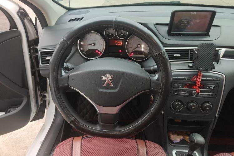 Used Peugeot 308 2013 1.6L Automatic YouShang Model Steering Wheel