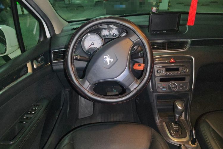 Used Peugeot 308 2013 1.6L Automatic Fashion Model Steering Wheel