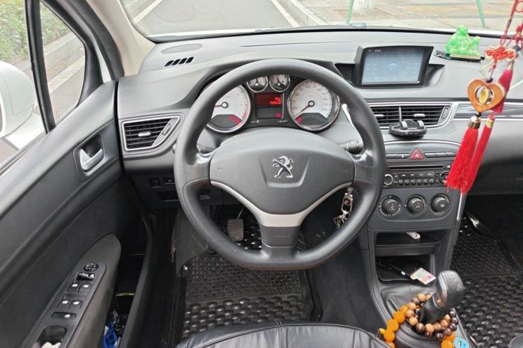 Used Peugeot 308 2013 1.6L Manual YouShang Model Steering Wheel