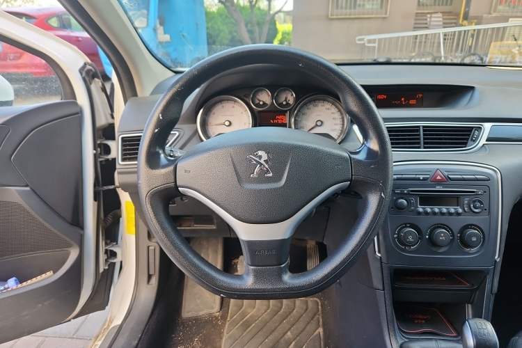 Used Peugeot 308 2013 1.6L Manual YouShang Model Steering Wheel