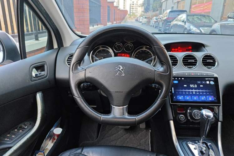 Used Peugeot 308 2013 1.6T SW Fashion Edition Steering Wheel