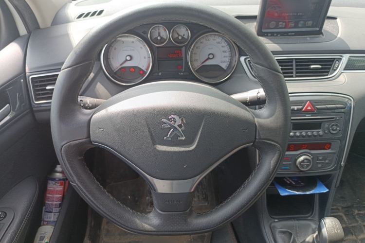 Used Peugeot 308 2013 1.6L Manual Fashion Model Steering Wheel