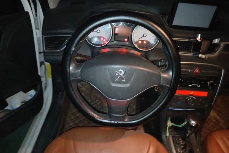 Used Peugeot 308 2013 1.6L Automatic Fashion Model Steering Wheel