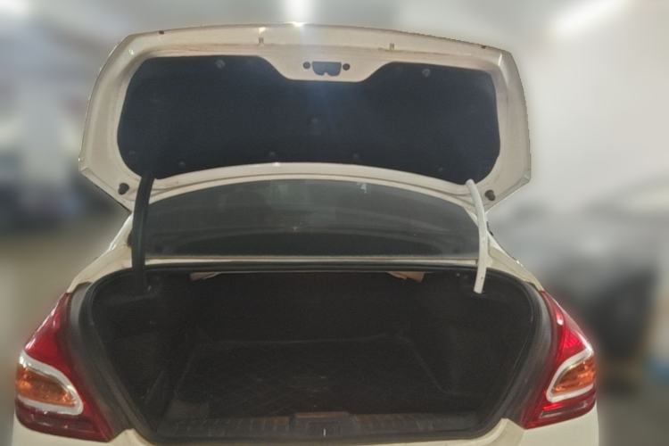 Used Peugeot 308 2013 1.6L Manual YouShang Model Trunk