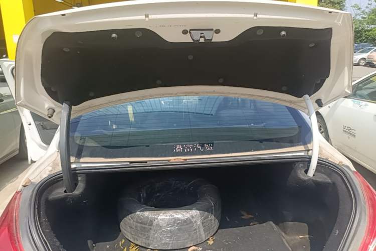 Used Peugeot 308 2013 1.6L Manual YouShang Model Trunk