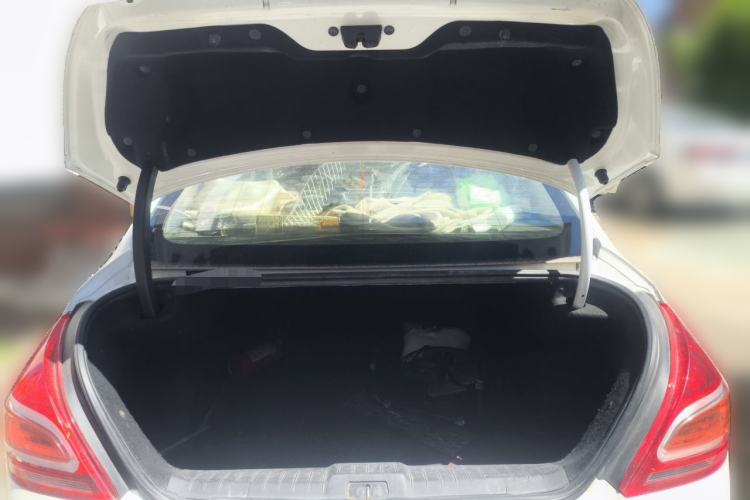 Used Peugeot 308 2013 1.6L Manual YouShang Model Trunk