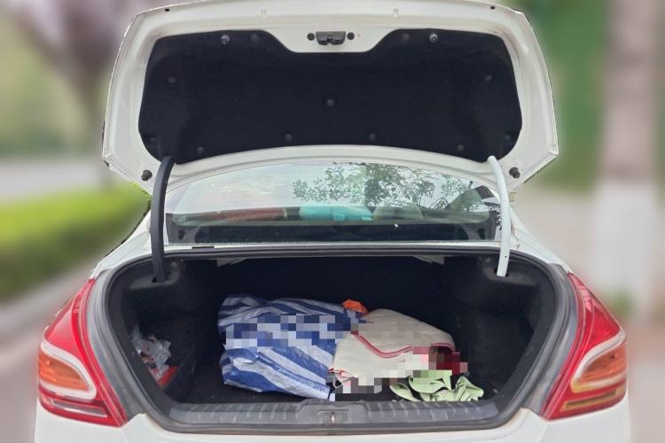 Used Peugeot 308 2013 1.6L Manual YouShang Model Trunk