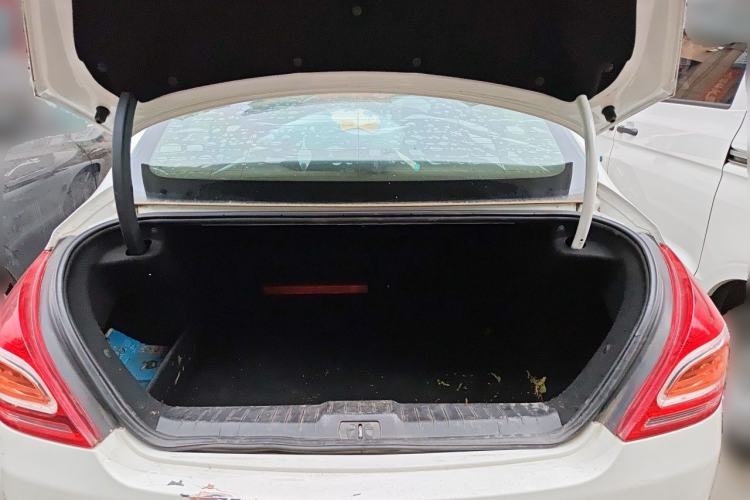 Used Peugeot 308 2013 1.6L Manual YouShang Model Trunk