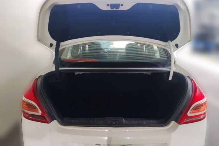 Used Peugeot 308 2013 1.6L Manual YouShang Model Trunk