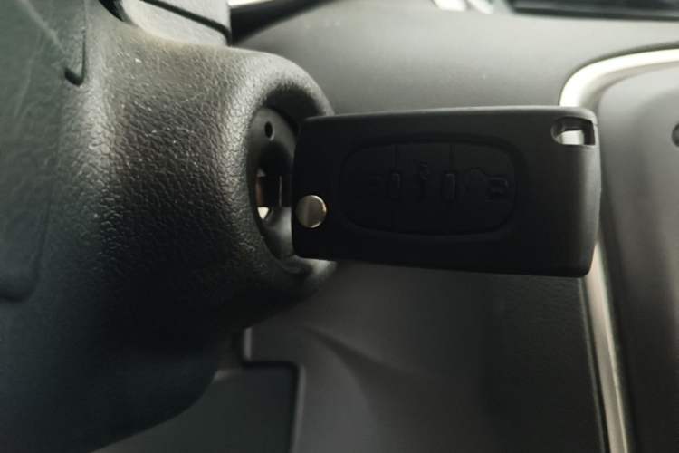 Used Peugeot 308 2013 1.6L Manual YouShang Model Vehicle Key