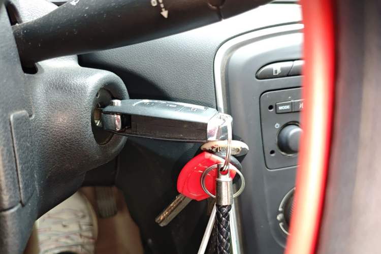 Used Peugeot 308 2013 1.6L Manual YouShang Model Vehicle Key