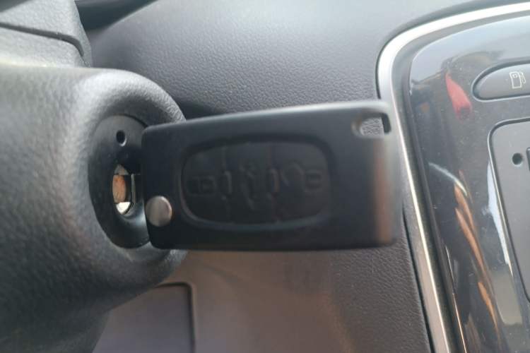 Used Peugeot 308 2013 1.6L Manual Fashion Model Vehicle Key