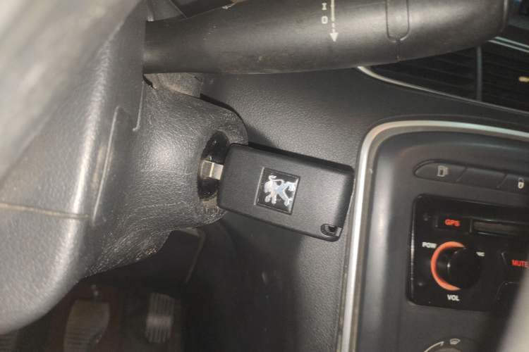 Used Peugeot 308 2013 1.6L Manual YouShang Model CNG Vehicle Key