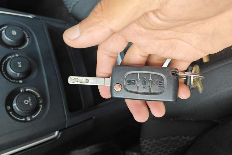 Used Peugeot 308 2013 1.6L Automatic YouShang Model Vehicle Key