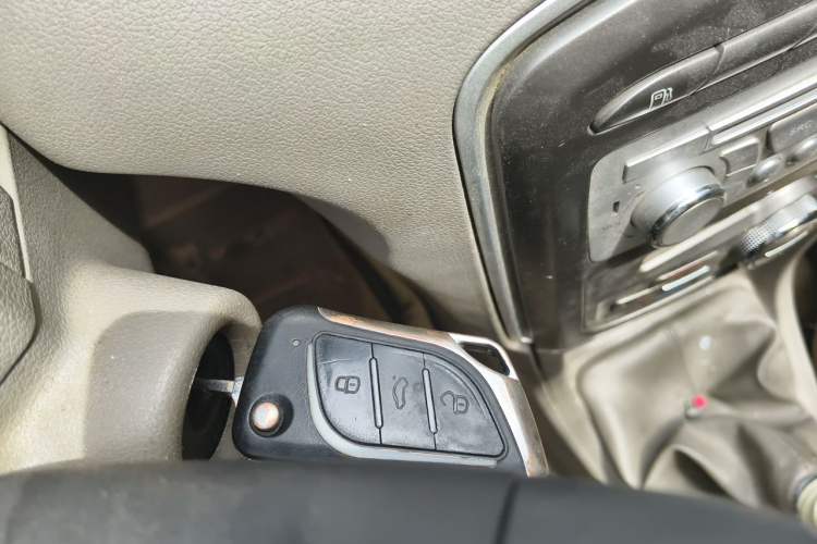 Used Peugeot 308 2013 1.6L Manual Fashion Model Vehicle Key