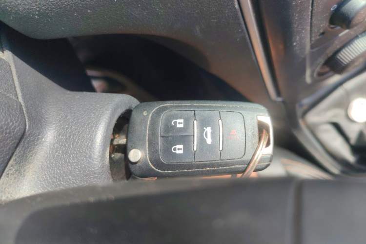 Used Peugeot 308 2013 1.6L Manual Fashion Model Vehicle Key