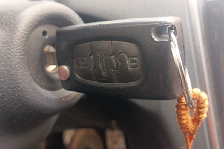 Used Peugeot 308 2013 1.6L Manual Fashion Model Vehicle Key