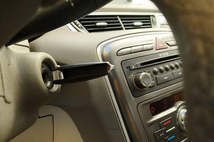 Used Peugeot 308 2013 1.6L Automatic Fashion Model Vehicle Key