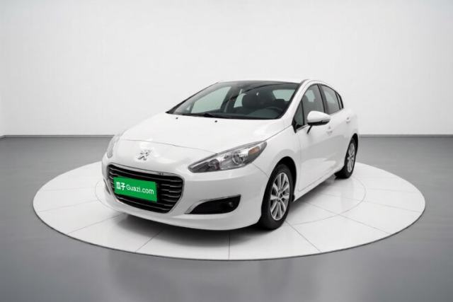 Ojetý Peugeot 308 2013 1.6L Automatic Fashion Model