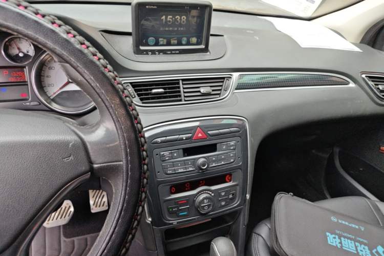 Used Peugeot 308 2014 Enjoyment Edition Classic 1.6L Automatic Fashion Model Audio And AC Panel