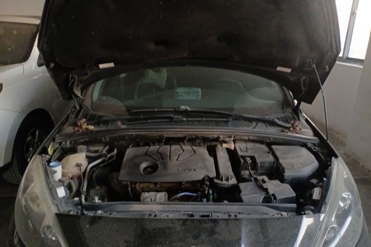 Used Peugeot 308 2014 Enjoy Edition Classic 1.6L Manual YouShang Model Engine Bay