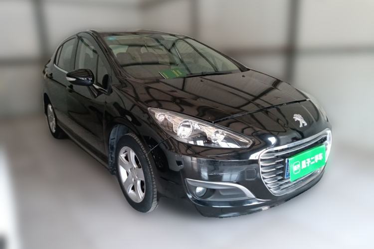 Used Peugeot 308  Front Right 45 Deg