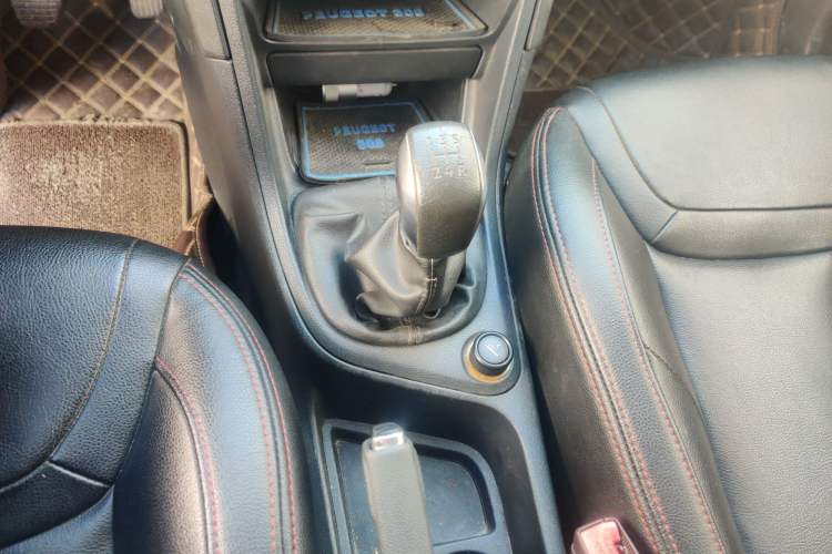 Used Peugeot 308 2014 Enjoy Edition Classic 1.6L Manual YouShang Model Gear Lever