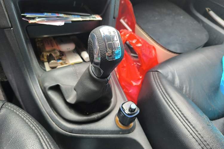 Used Peugeot 308 2014 Enjoy Edition Classic 1.6L Manual YouShang Model Gear Lever