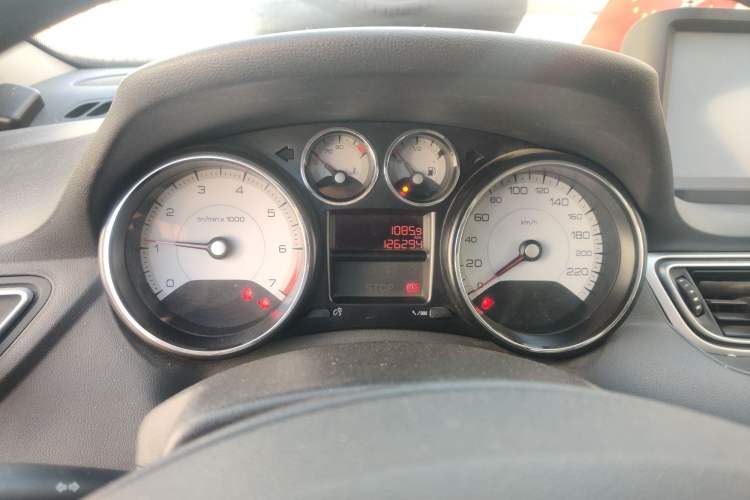 Used Peugeot 308 2014 Enjoy Edition Classic 1.6L Manual YouShang Model Instrument Cluster