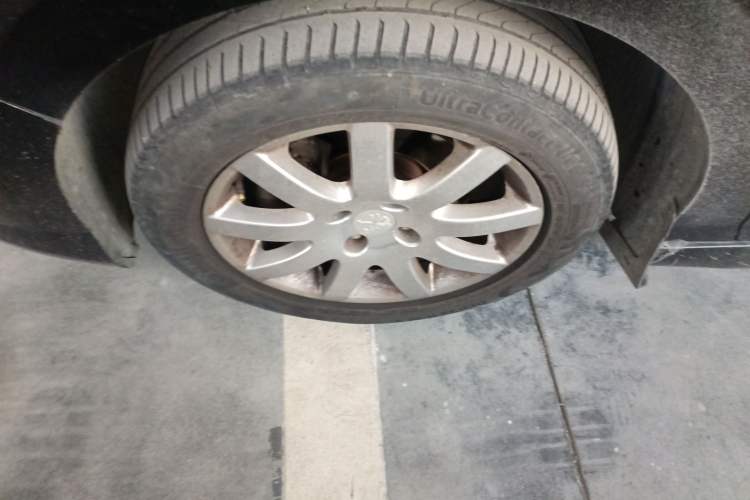 Used Peugeot 308 2014 Enjoy Edition Classic 1.6L Manual YouShang Model Left Front Wheel Hub