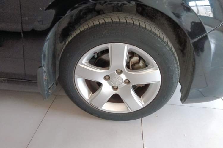 Used Peugeot 308  Right Front Wheel Hub