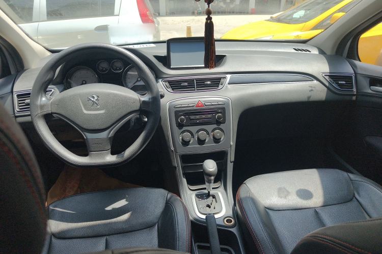 Used Peugeot 308 2014 Enjoy Edition Classic 1.6L Automatic Premium Model Interior 3