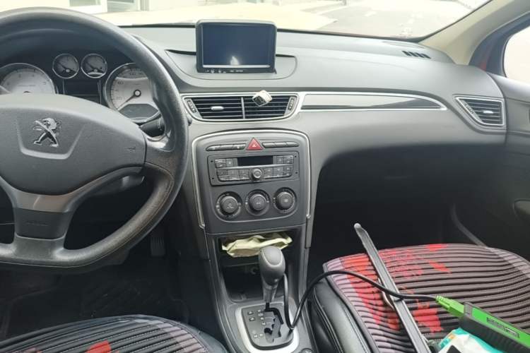 Used Peugeot 308 2014 Enjoy Edition Classic 1.6L Automatic Premium Model Audio And AC Panel