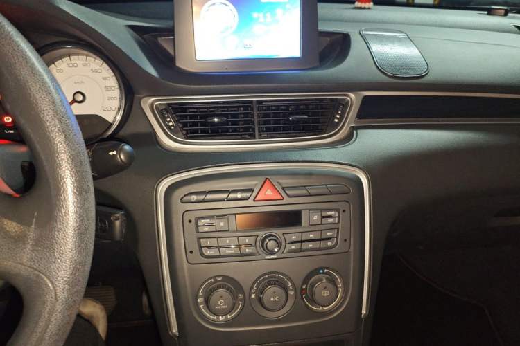 Used Peugeot 308 2014 Enjoy Edition Classic 1.6L Automatic Premium Model Audio And AC Panel