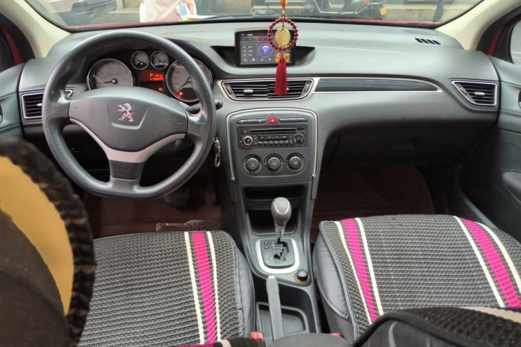 Used Peugeot 308 2014 Enjoy Edition Classic 1.6L Automatic Premium Model Center Console