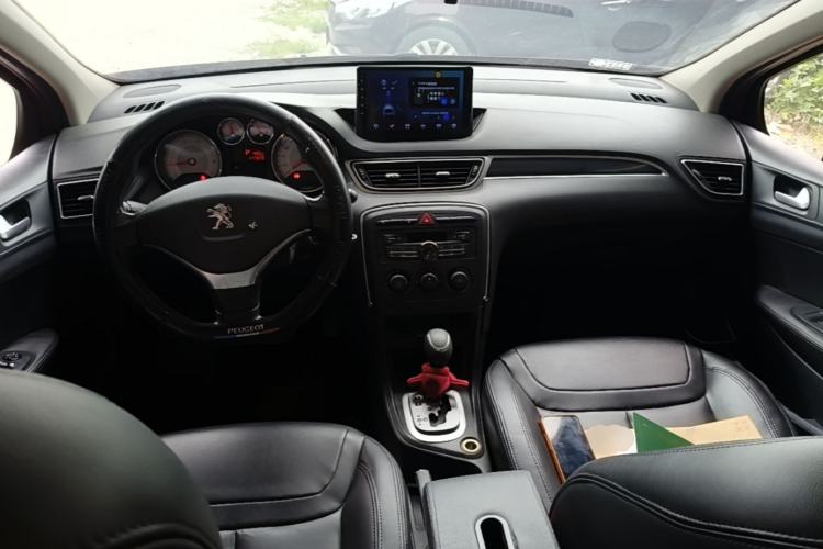 Used Peugeot 308 2014 Enjoy Edition Classic 1.6L Automatic Premium Model Center Console