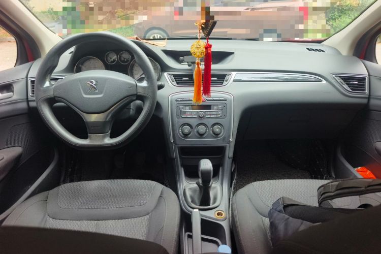 Used Peugeot 308 2014 Enjoy Edition Classic 1.6L Manual YouShang Model Center Console