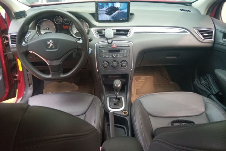 Used Peugeot 308 2014 Enjoy Edition Classic 1.6L Automatic Premium Model Center Console