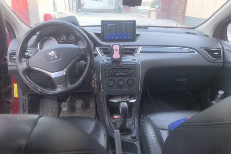 Used Peugeot 308 2014 Enjoy Edition Classic 1.6L Manual YouShang Model Center Console