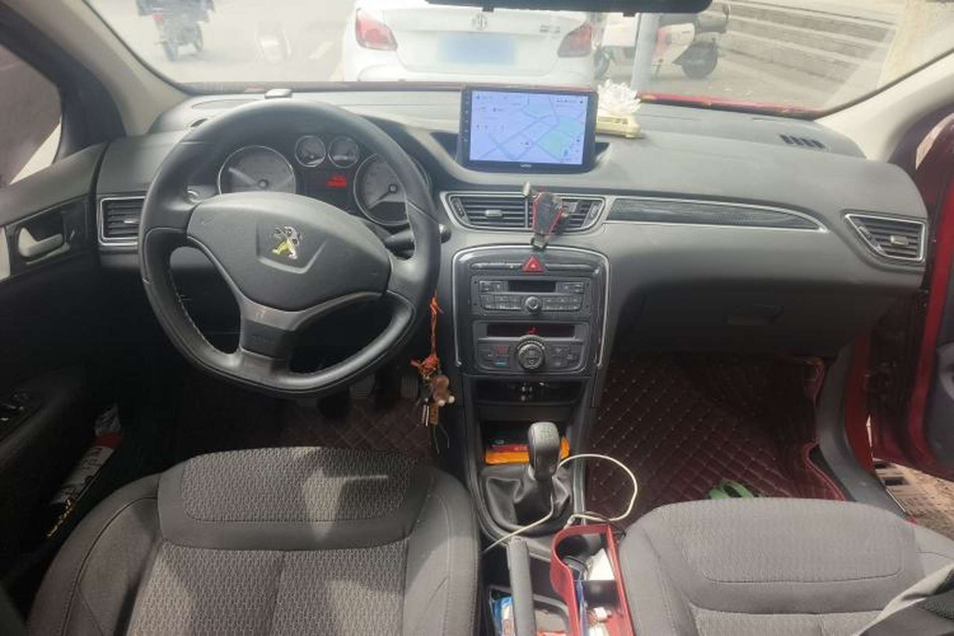 Used Peugeot 308 2014 Enjoy Edition Classic 1.6L Manual YouShang Model Center Console