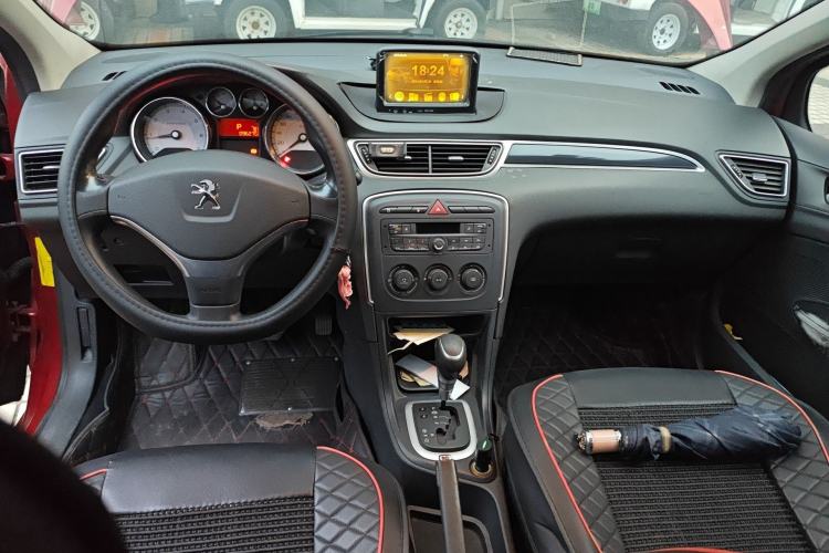Used Peugeot 308 2014 Enjoy Edition Classic 1.6L Automatic Premium Model Center Console