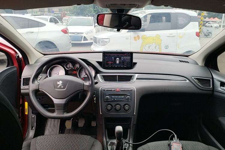 Used Peugeot 308 2014 Enjoy Edition Classic 1.6L Manual YouShang Model Center Console